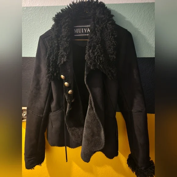 Jacket - Picture 2 of 8